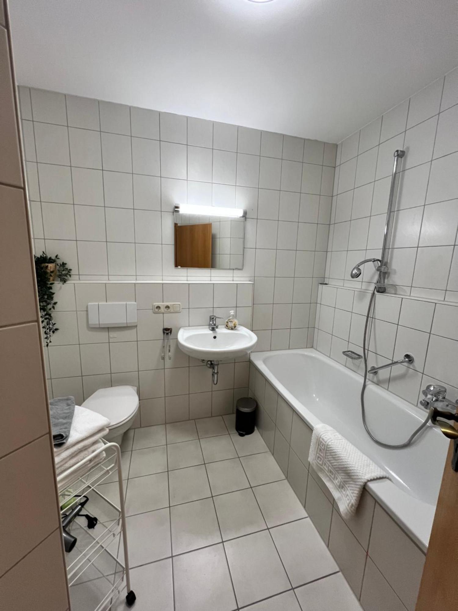 Dg-Wohnung In Waldkraiburg 50Qm Exterior photo